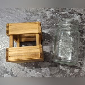 Sunflower design Glass Mason Jar And Crate